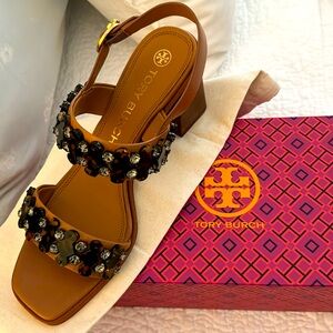 NEW WITH BOX Tory Burch tan embellished sandal calf leather sz 11